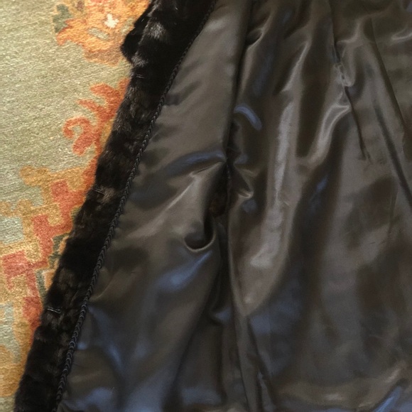 Beaver jacket with mink collar - Picture 6 of 8